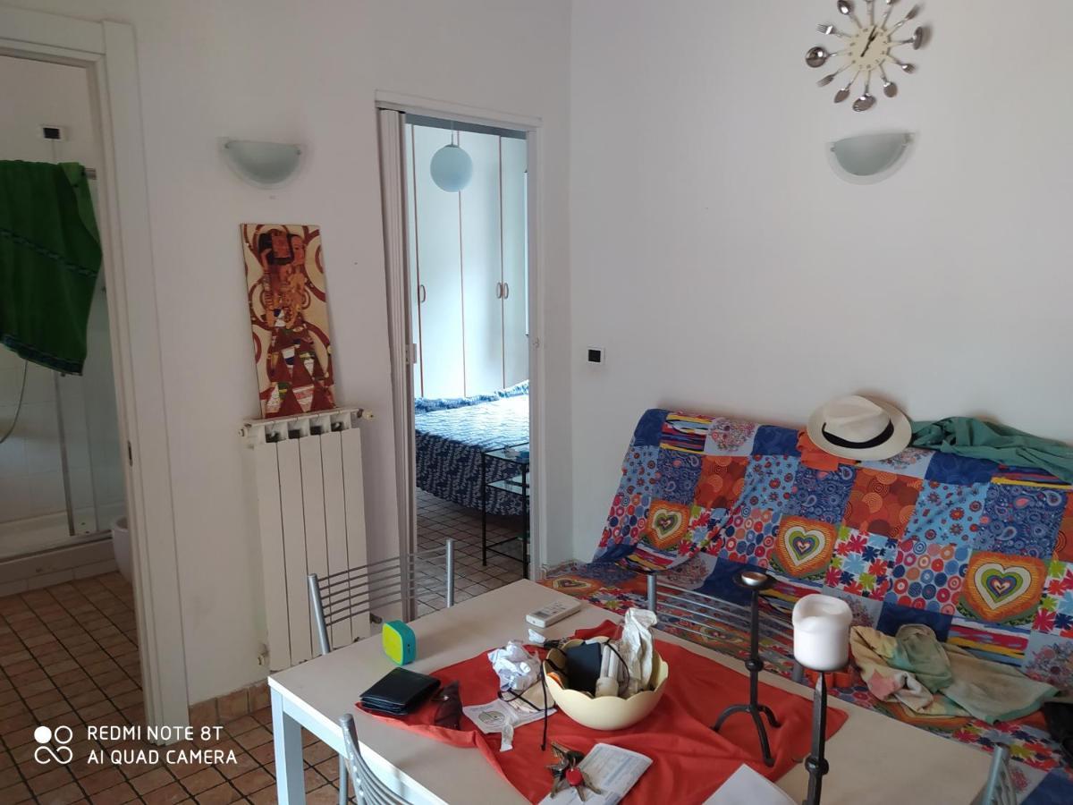 Casa Vacanza Oasi Tranquilla Λα Σπέτσια Εξωτερικό φωτογραφία